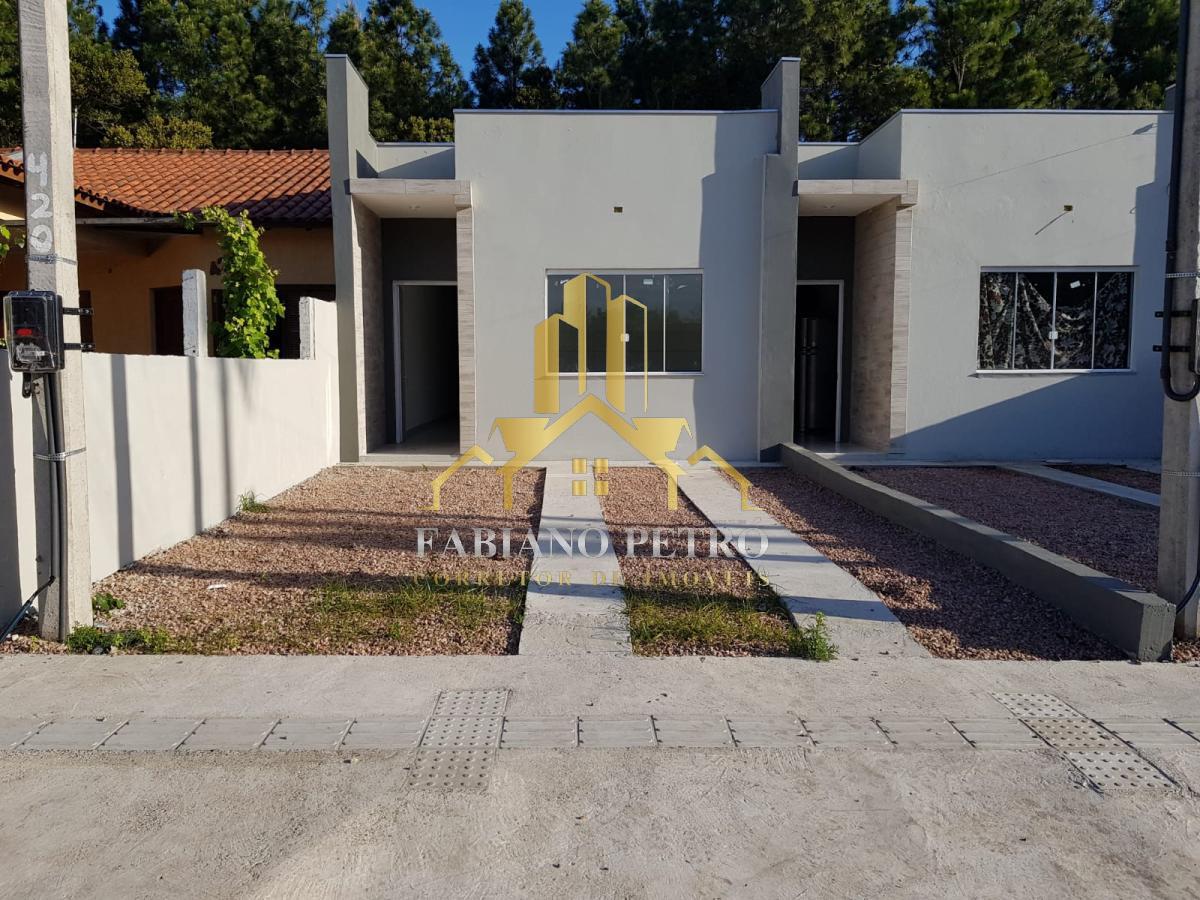 Casa para Venda, em Tramanda�, bairro Bairro Emboaba, 2 dormit�rios, 1 banheiro