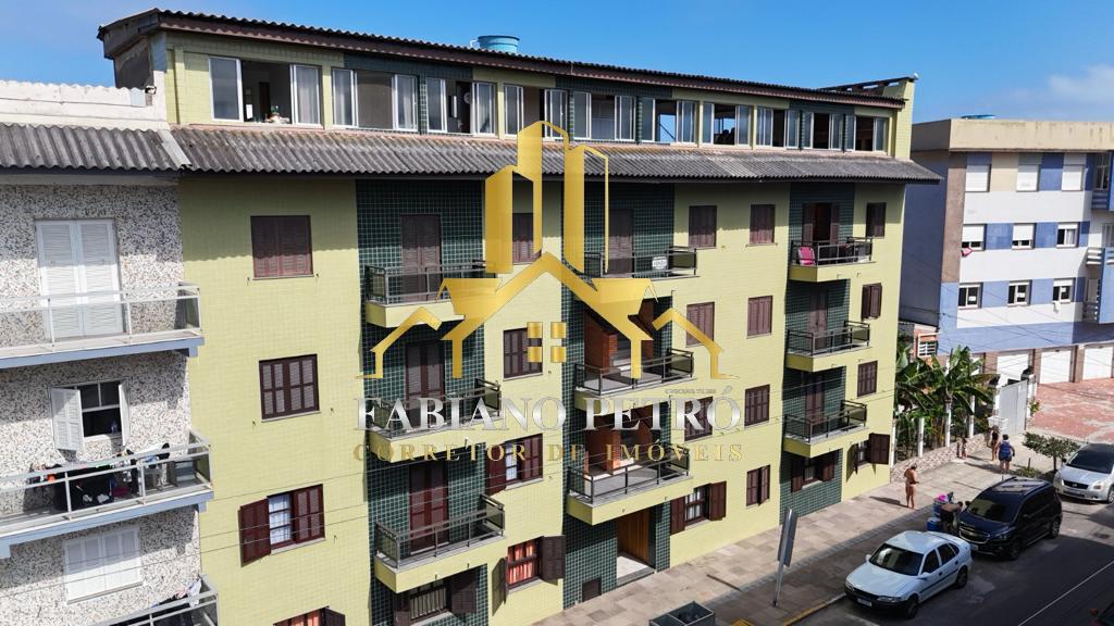 Apartamento para Venda, em Tramanda�, bairro Centro de Tramandai, 2 dormit�rios, 2 banheiros