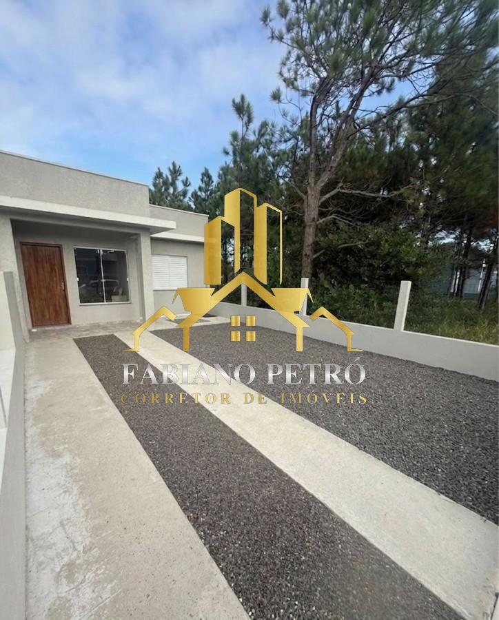 Casa para Venda, em Tramanda�, bairro Bairro Nova Tramandai, 2 dormit�rios, 1 banheiro, 1 vaga