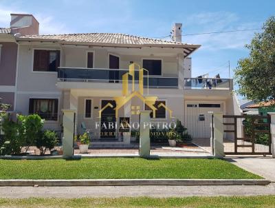 Sobrado para Venda, em Tramanda�, bairro Bairro Nova Tramandai, 3 dormit�rios, 1 banheiro, 3 su�tes, 2 vagas
