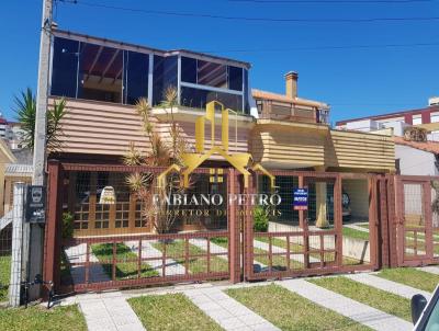 Casa para Venda, em Tramanda�, bairro Centro de Tramandai, 3 dormit�rios, 2 banheiros, 1 su�te, 3 vagas